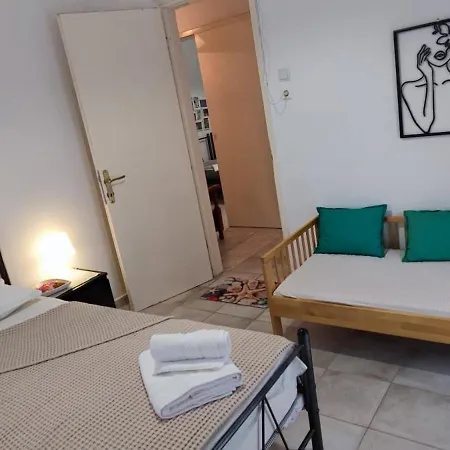 Apartamento Makis Flogita