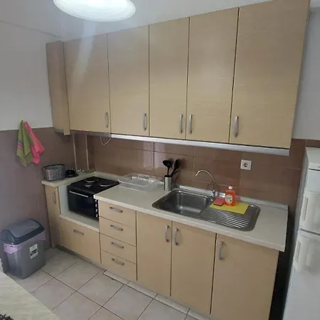 Apartment Makis Flogita